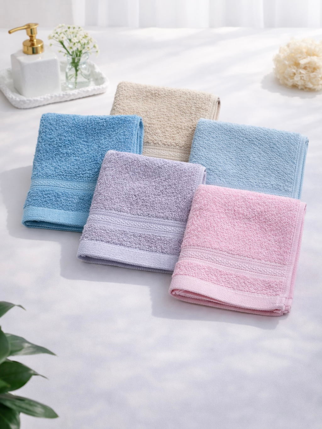 A82F1F9D-BD5A-49FA-BAB7-9FA342D1FCF9 Bamboo Face Towel | 600 GSM | 30x30 cm | Pack of 5 - Image 1