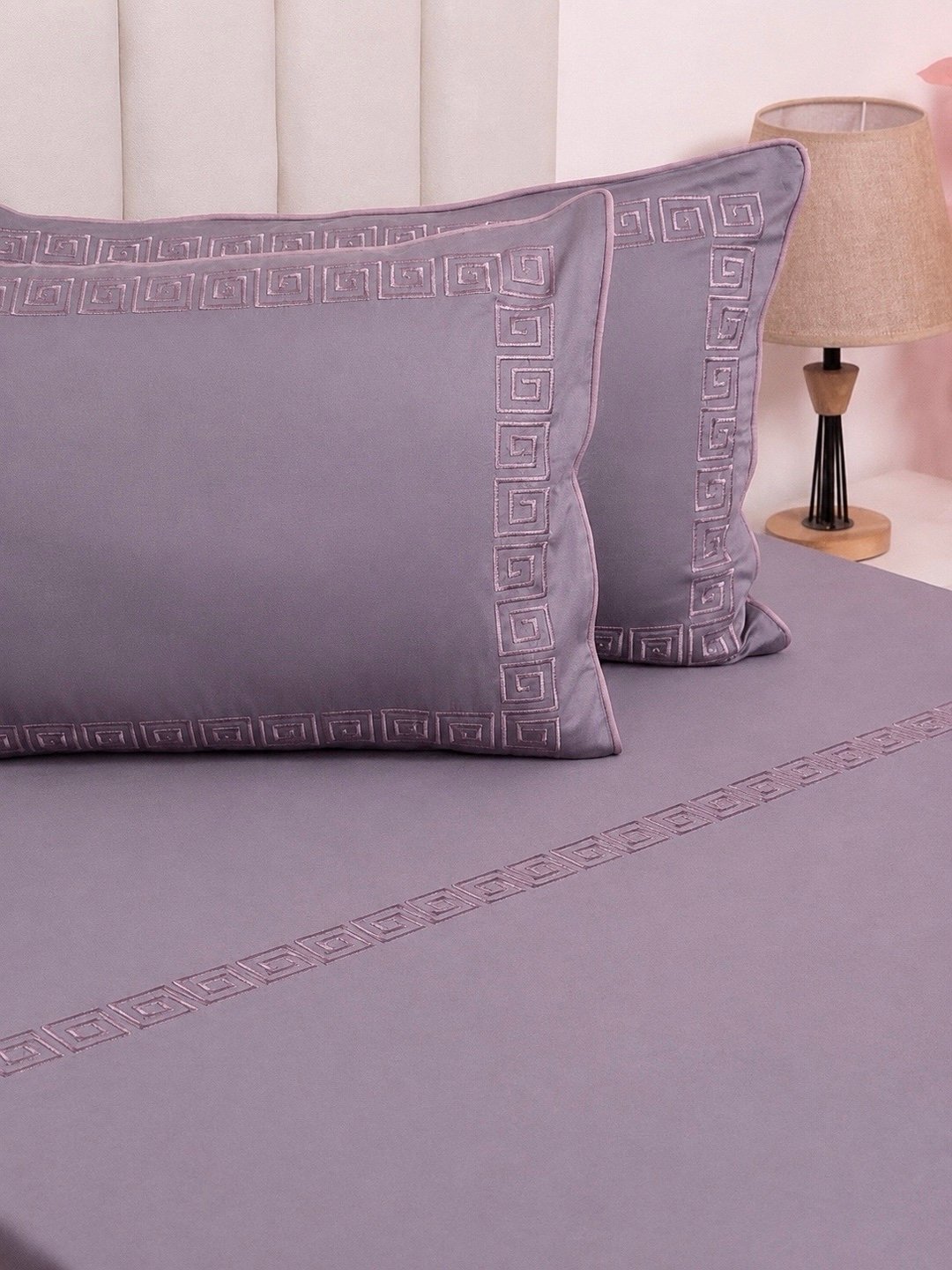 img_9809 100% Cotton Bedsheet with 2 Pillow Cover - Image 1