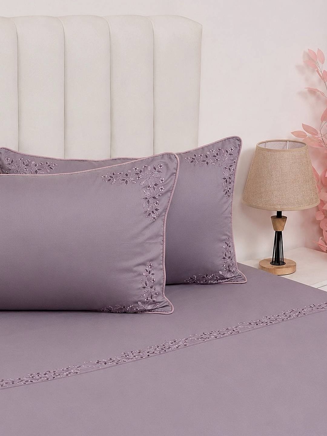 img_9870 100% Cotton Bedsheet with 2 Pillow Cover - Image 1